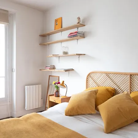 Cozy Near Goutte D'or Apartment Paris